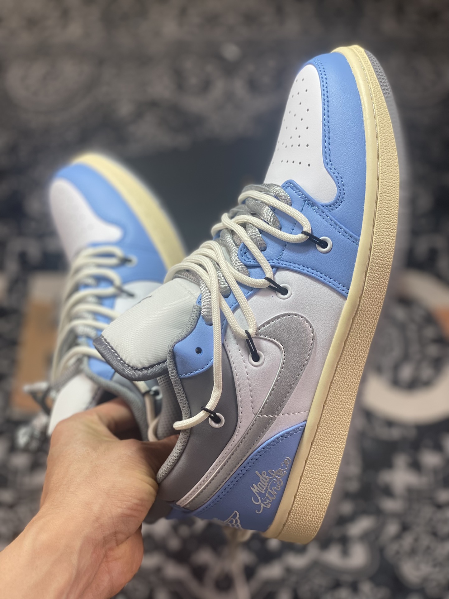 220 Air Jordan 1 Low 绑带白蓝银  553558-053