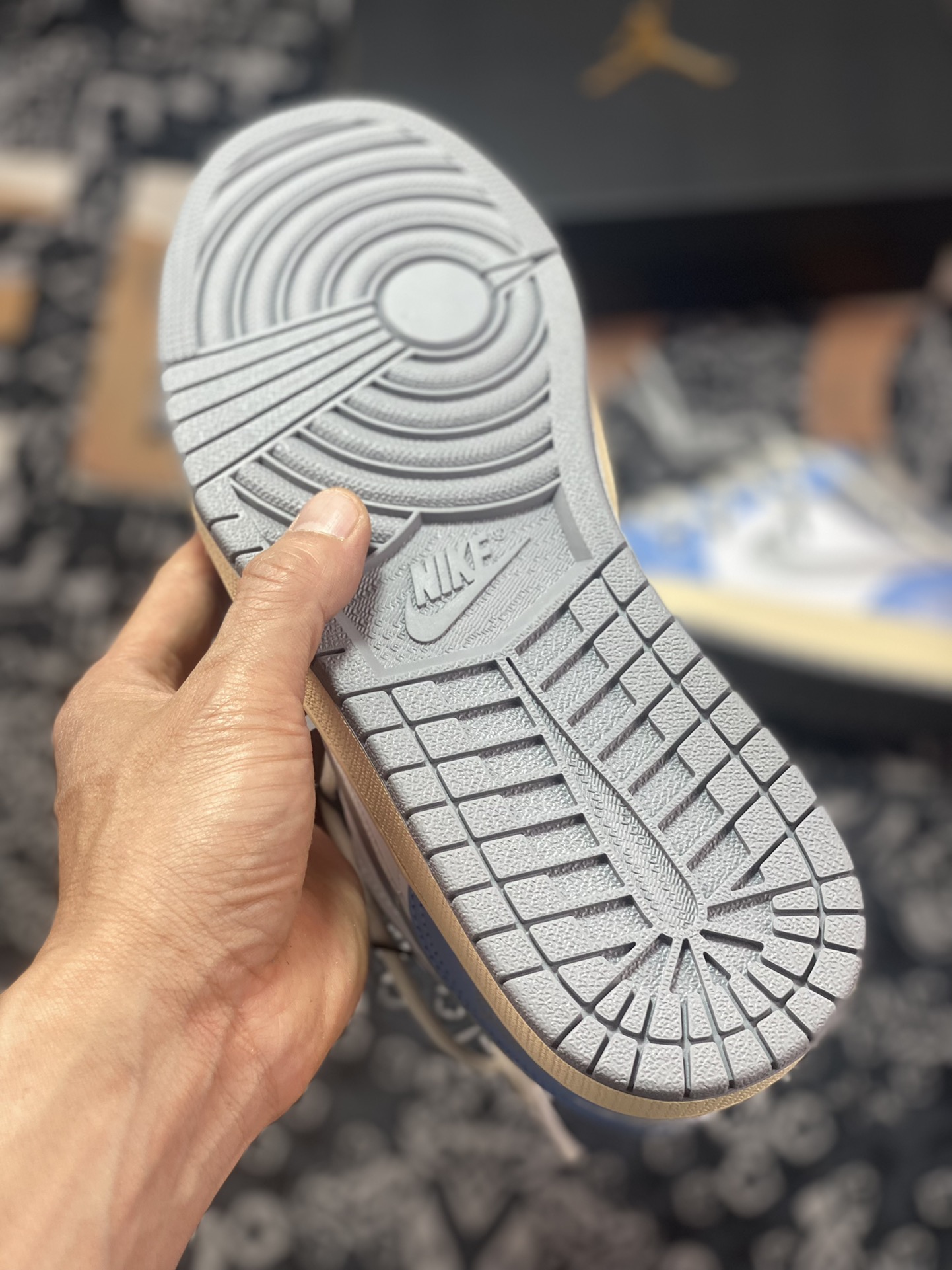 220 Air Jordan 1 Low 绑带白蓝银  553558-053