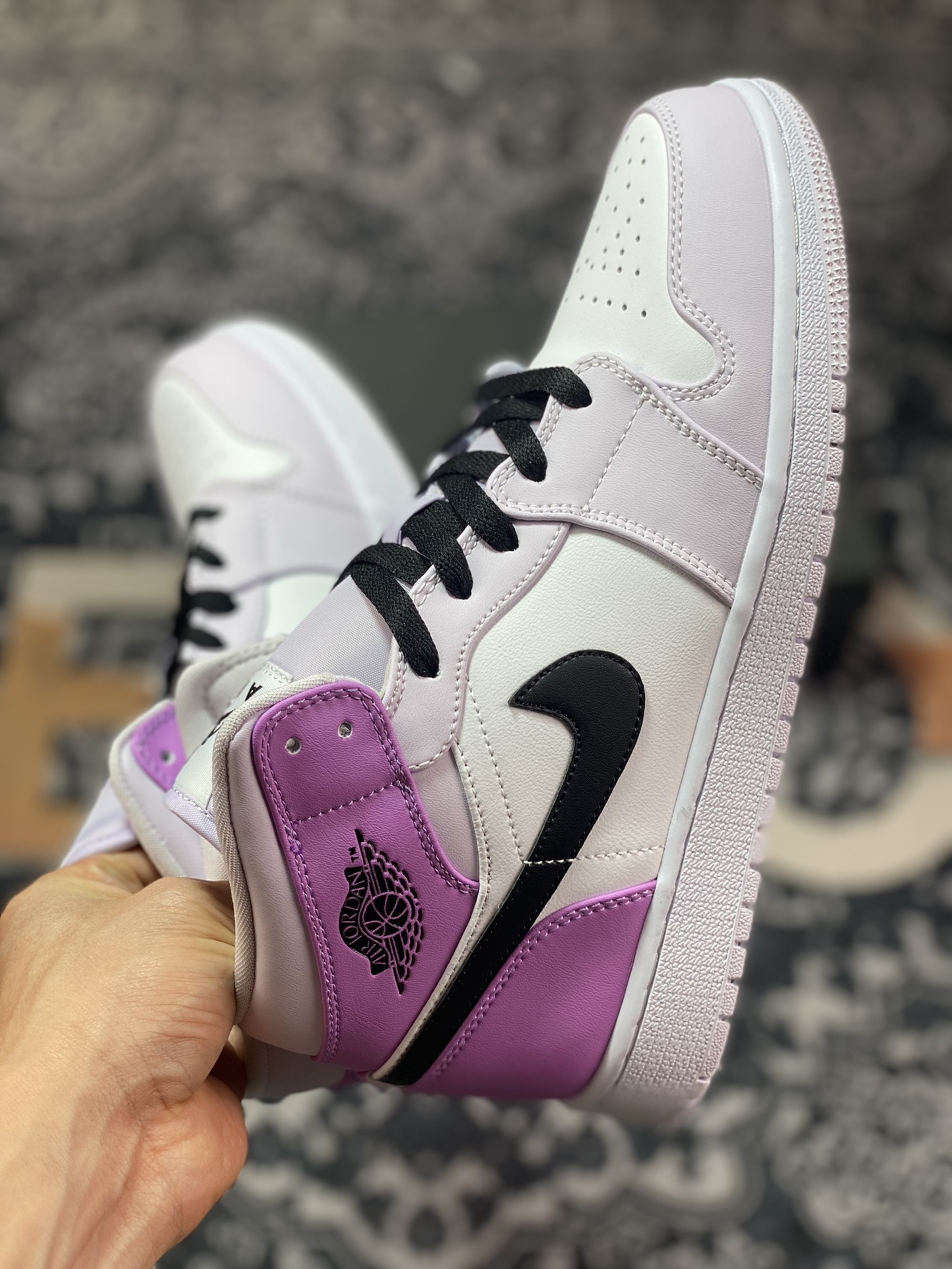 Original Air Jordan 1 Mid White Black Pink DQ8423-501