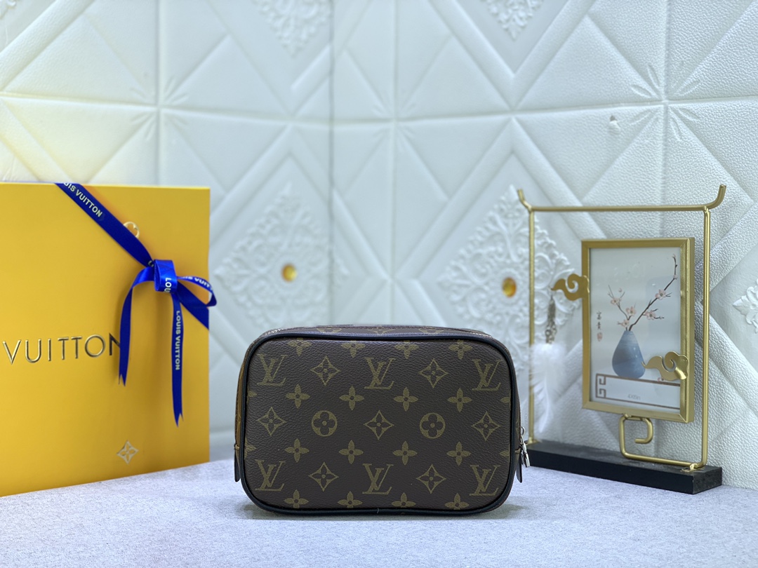 Louis Vuitton Pochette Borse per Cosmetici Monogram Eclipse Tela M43384