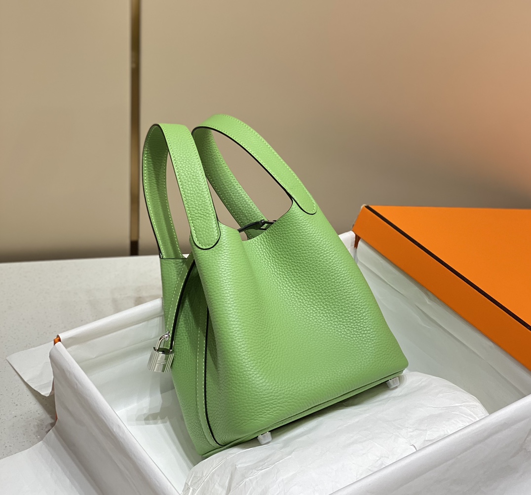Hermès Picotin Lock 18 Avocado Green Bucket Bag, Togo Leather, Silver Hardware 3 i1681883901 7789 1