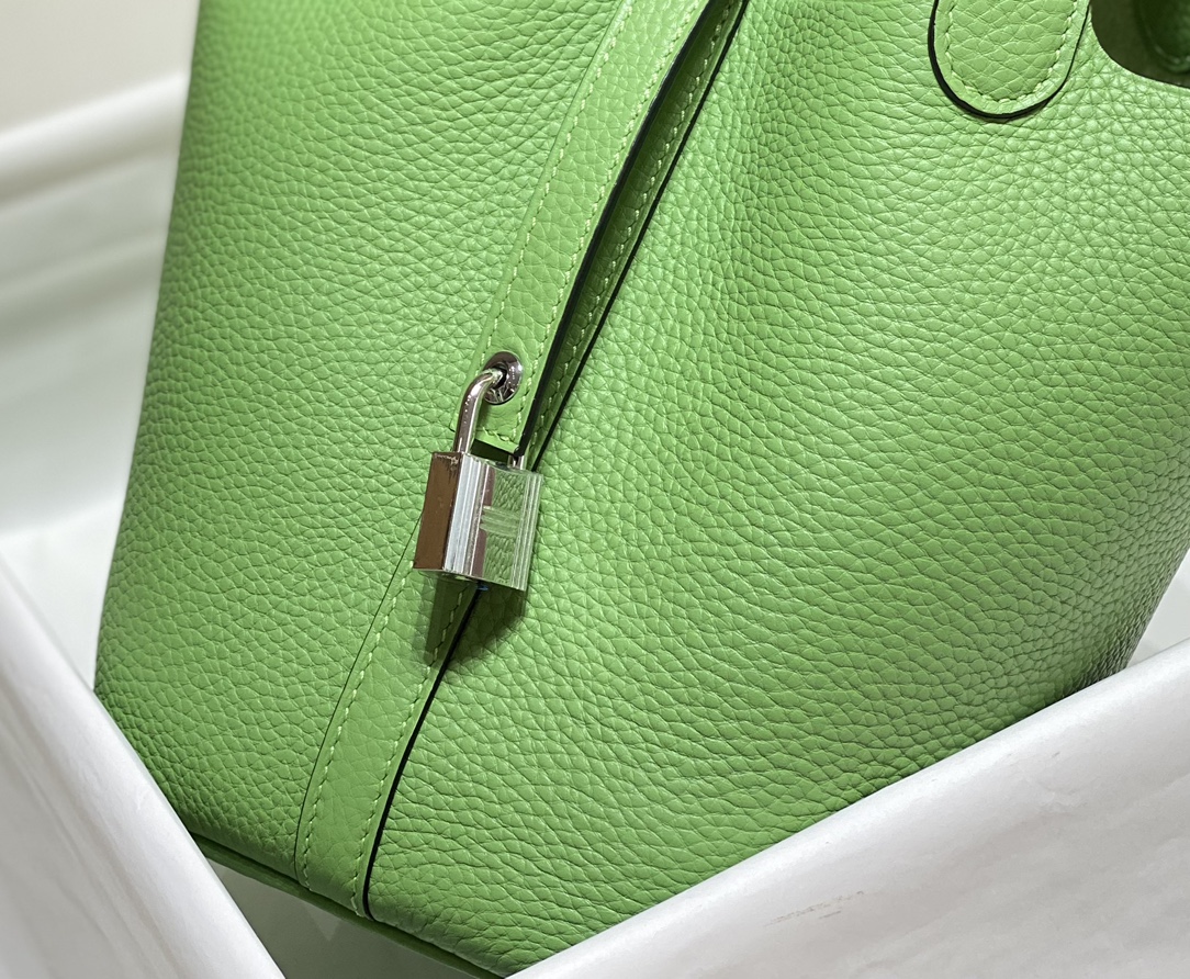 Hermès Picotin Lock 18 Avocado Green Bucket Bag, Togo Leather, Silver Hardware 7 i1681883901 9193 5