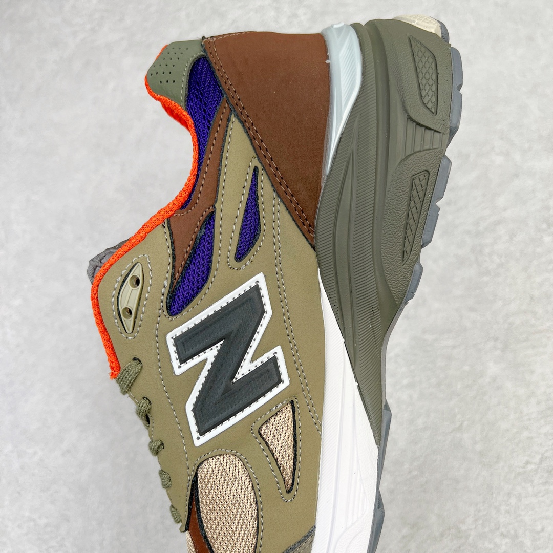 图片[7]-＃K版纯原福利 New Balance M990BT3 新百伦NB990V3 绿棕黑 第三代总统复古慢跑鞋 正确3M反光细节 原楦原纸版开发 正确6层组合底模精密开发 搭载全新碳素中底 后跟透明TPU水晶装饰条稳固 沿用了引以为傲的跑鞋手工技艺 采用猪皮绒面并包裹局部透气网面的鞋身设计 菱网鞋舌上刻有New Balance USA 鞋面依旧身着经典的大热之灰 彰显了其高端的品质身份 尺码：36 37 37.5 38 38.5 39 40 40.5 41.5 42 42.5 43 44 45-选品中心