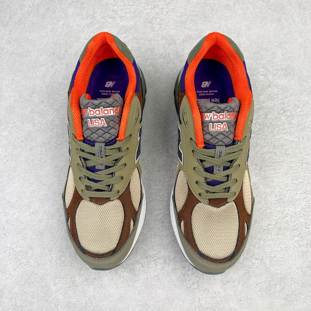 图片[2]-＃K版纯原福利 New Balance M990BT3 新百伦NB990V3 绿棕黑 第三代总统复古慢跑鞋 正确3M反光细节 原楦原纸版开发 正确6层组合底模精密开发 搭载全新碳素中底 后跟透明TPU水晶装饰条稳固 沿用了引以为傲的跑鞋手工技艺 采用猪皮绒面并包裹局部透气网面的鞋身设计 菱网鞋舌上刻有New Balance USA 鞋面依旧身着经典的大热之灰 彰显了其高端的品质身份 尺码：36 37 37.5 38 38.5 39 40 40.5 41.5 42 42.5 43 44 45-选品中心