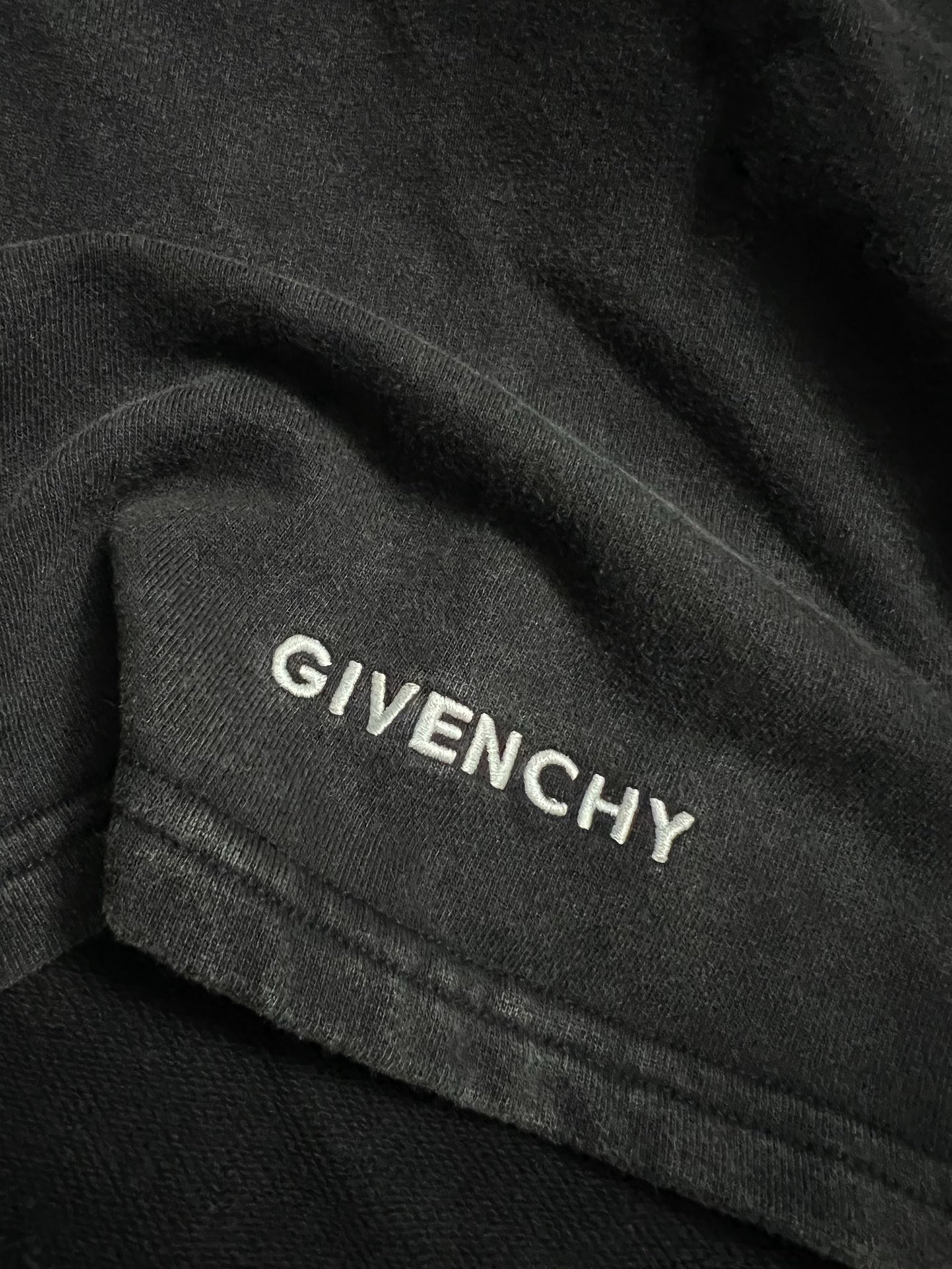 200 GIVENCHY/纪梵希经典款水洗灰狗头印花小标刺绣款休闲短裤