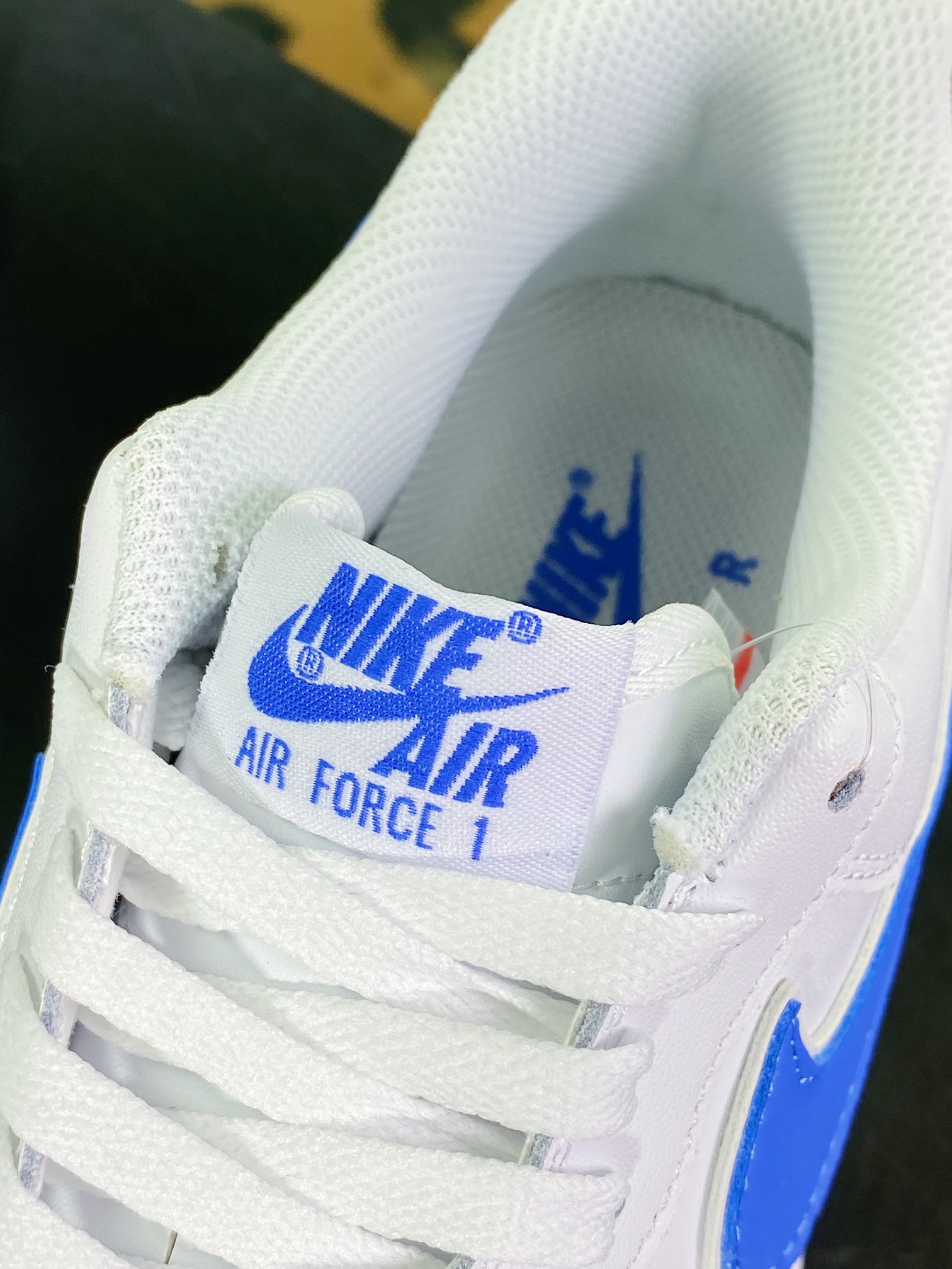 Air Force 1 '07 LOW QS ”White/University Blue Mini Swoosh” Air Force No. 1 sneakers ”Leather White University Blue Embroidered Hook” CV5696-965