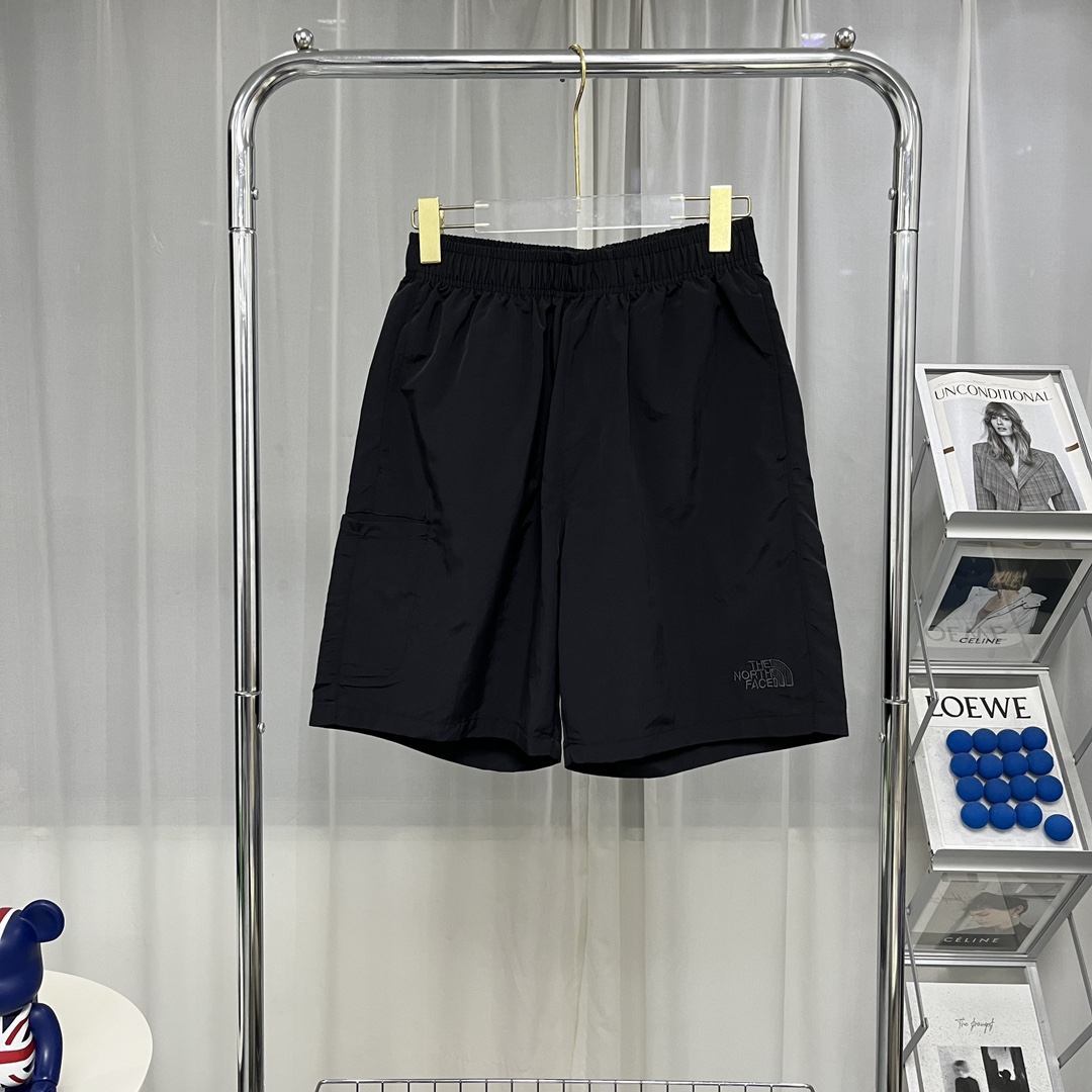 Summer TNF Shorts: Lightweight, Breathable, and Stylish for All Sizes - 图片 4