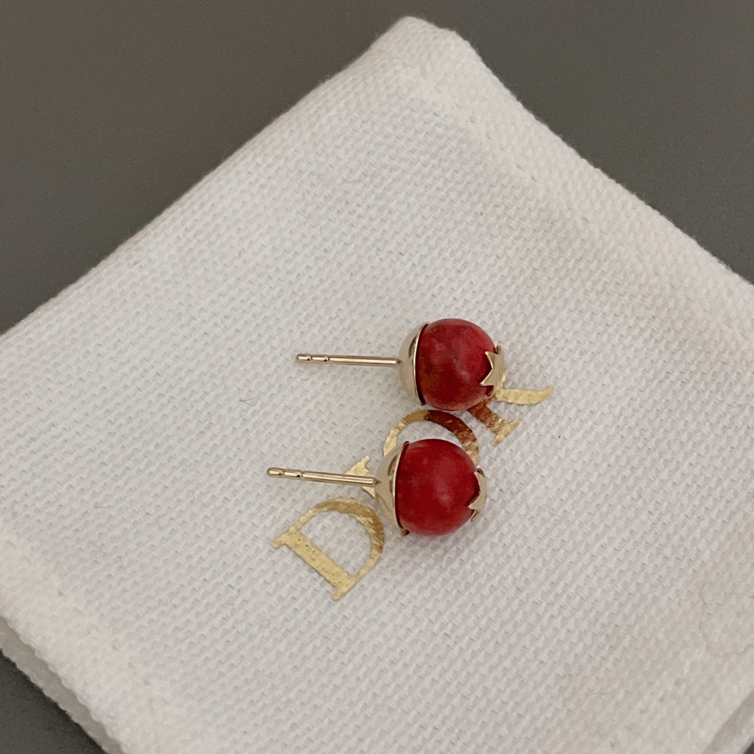 【【D多配件天然石耳钉】Z 7200！🤩一眼心动的款式，，一对耳环多种佩戴效果，真心太赞啦这个设计👍🏻👍