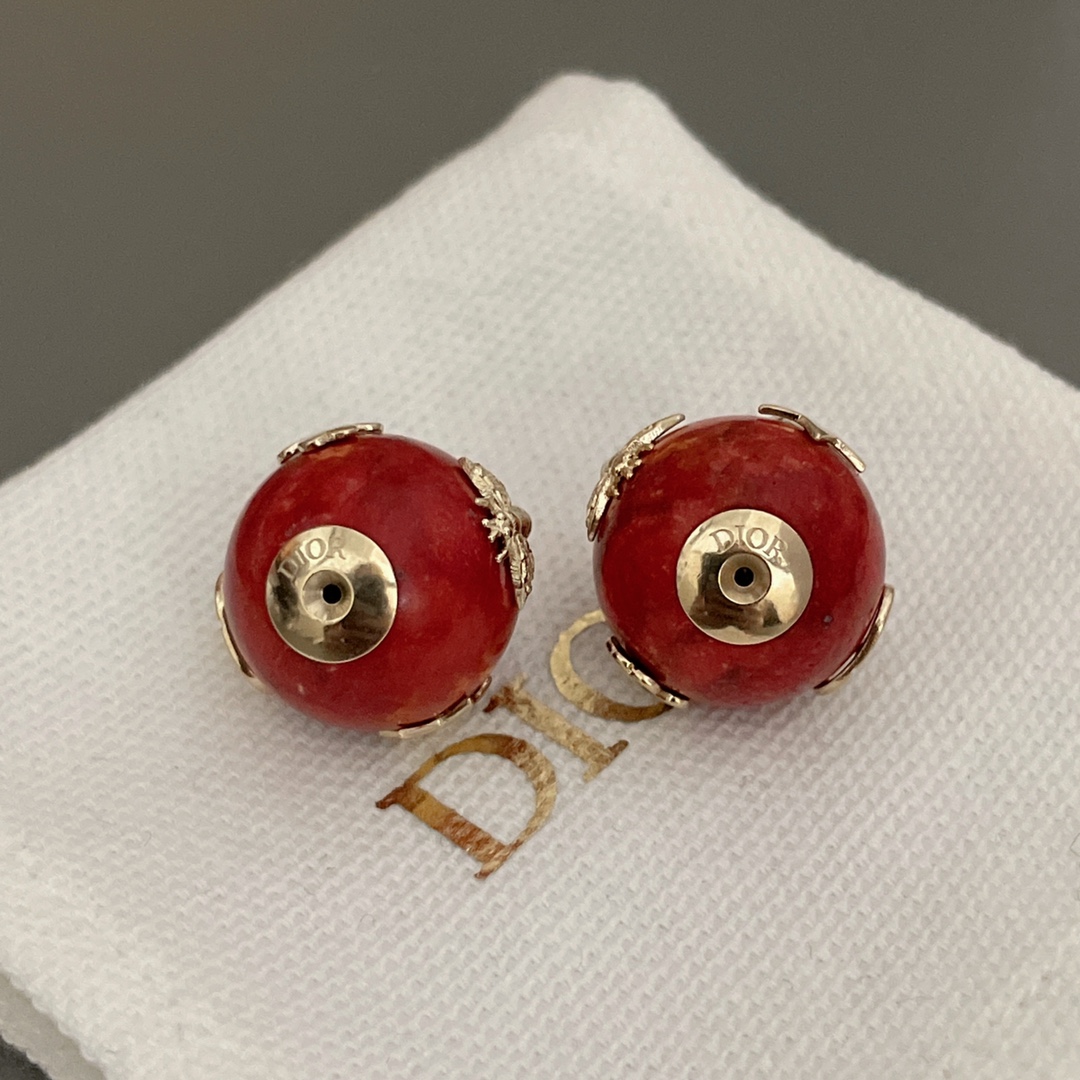 【【D多配件天然石耳钉】Z 7200！🤩一眼心动的款式，，一对耳环多种佩戴效果，真心太赞啦这个设计👍🏻👍