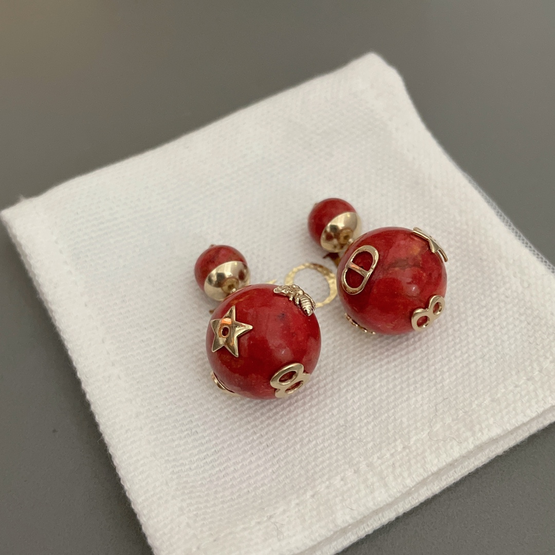 【【D多配件天然石耳钉】Z 7200！🤩一眼心动的款式，，一对耳环多种佩戴效果，真心太赞啦这个设计👍🏻👍