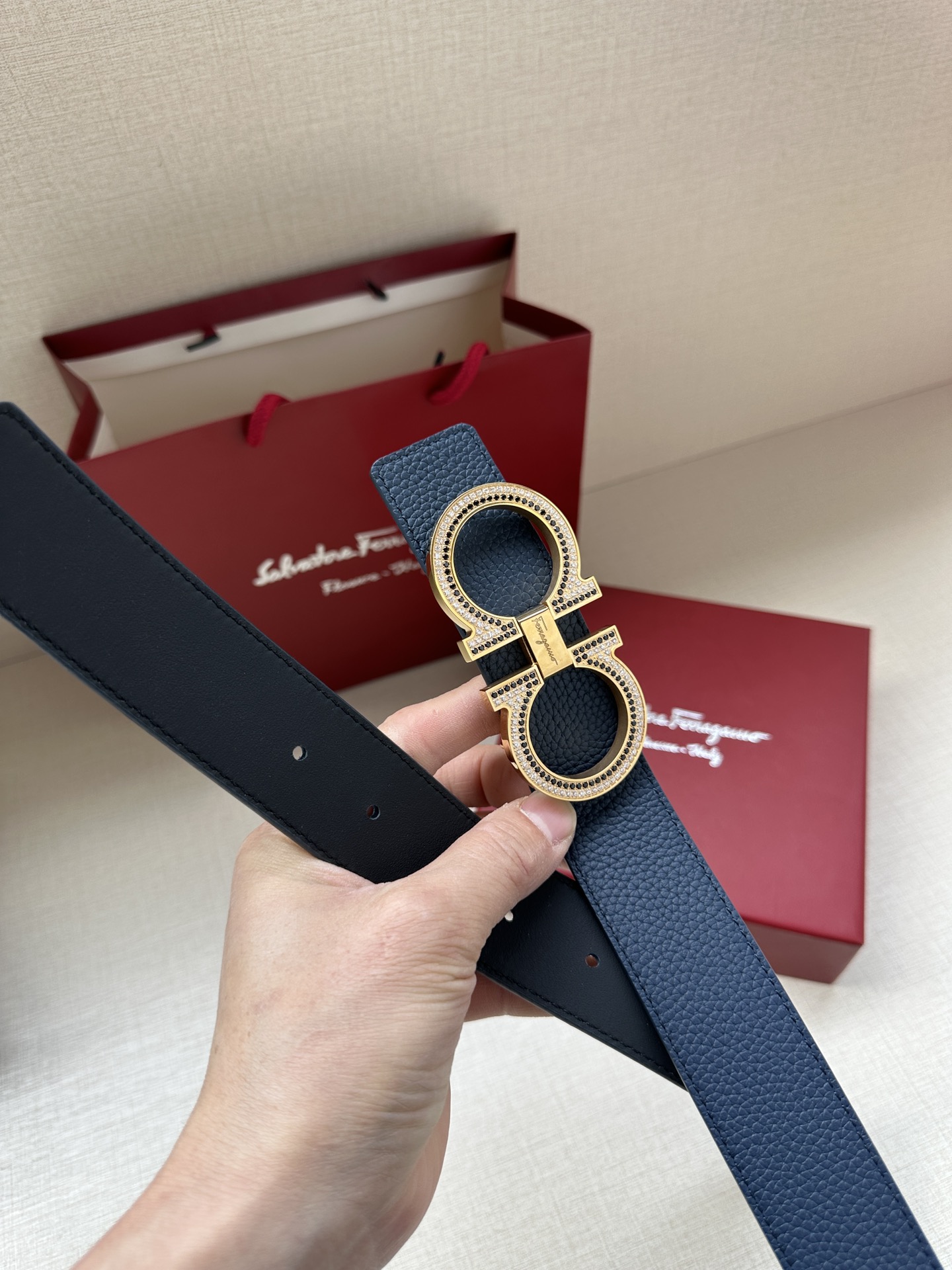 Ferragamo.菲拉格慕宽度3.