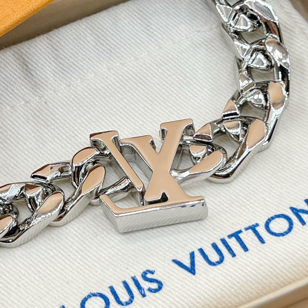 Louis Vuitton LV 项链 蓝色大logo
