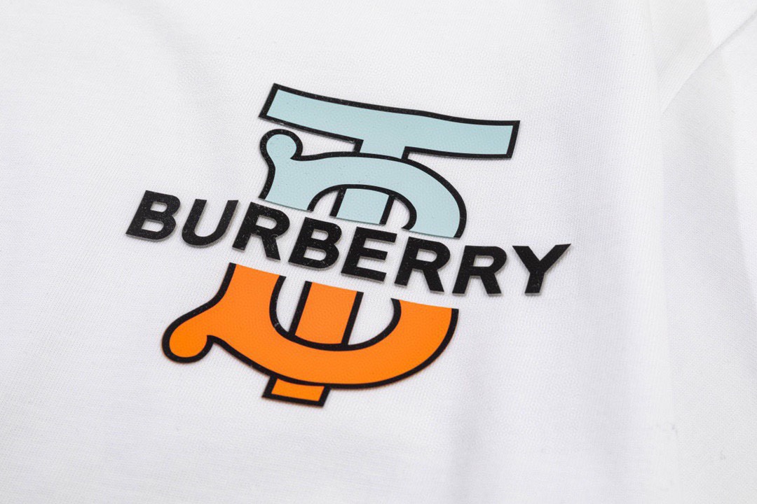 160 巴宝莉/Burberry 夏季新款 彩色字母logo压胶圆领短袖