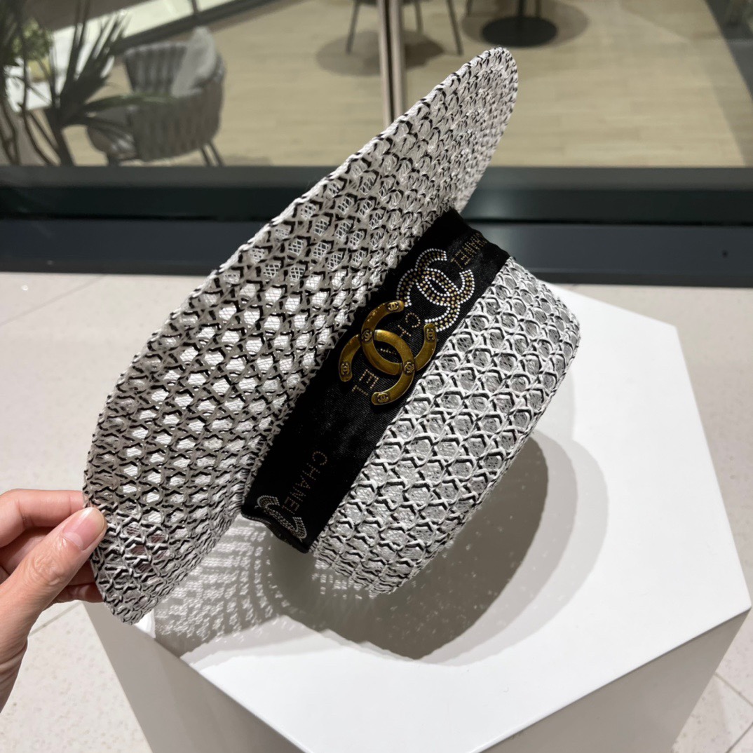 【CHANEL香奈儿】新款草编平顶遮阳草帽盆帽🤩沙滩风，简约大方，百搭单品～出街首选，新款帽型超美腻，新品上架