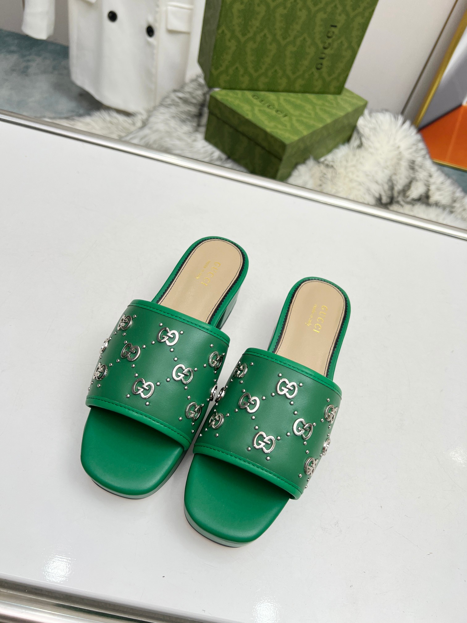 suela de cuero P250 suela de goma P2152023 Gucci Gucci alta versión de la última edición limitada za