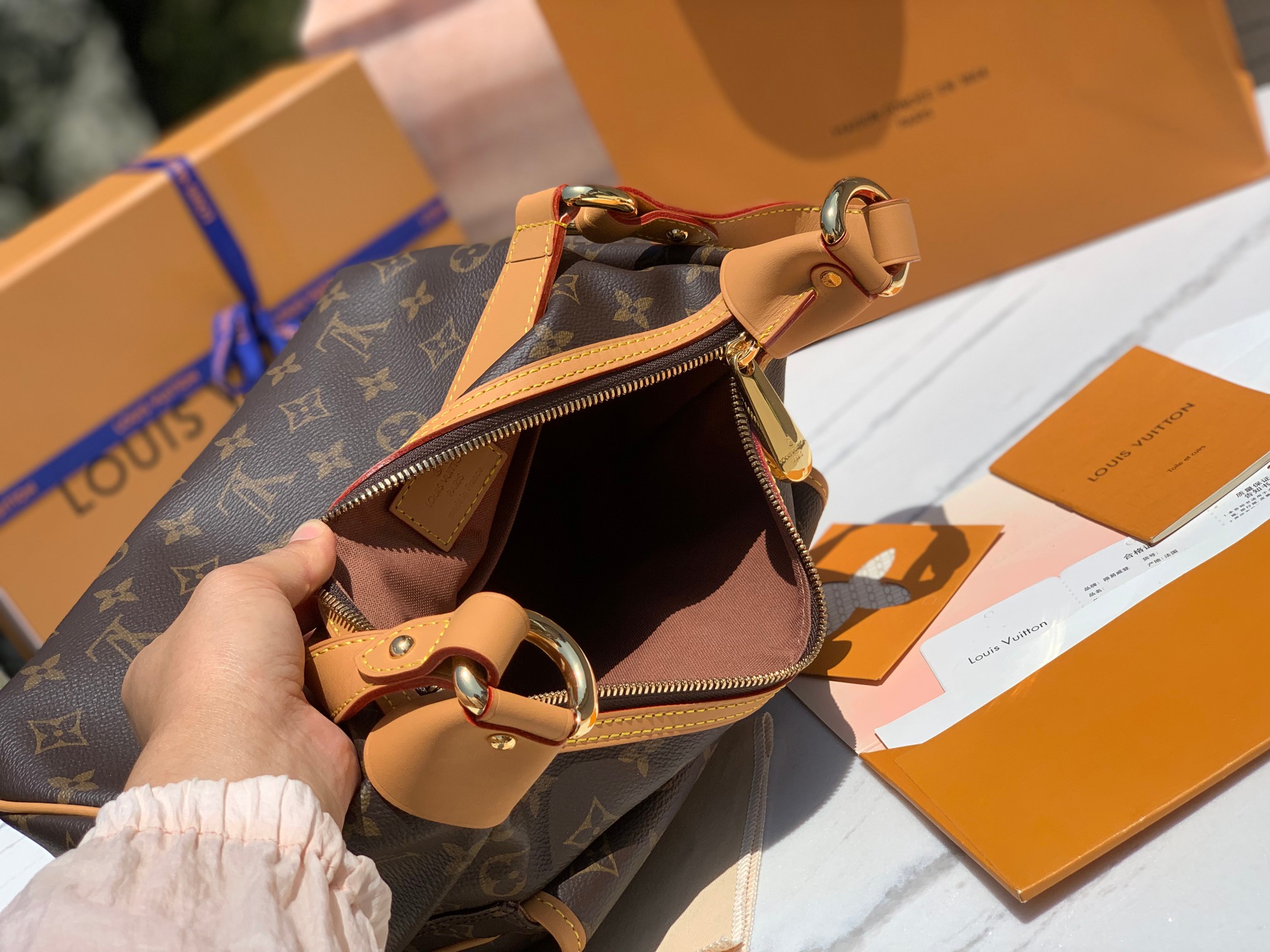 🌼m40077尺寸:28x20x12cm 贸易公司订单！绝版的Lv小金豆中号腋下包，不愧是中古人气王，太