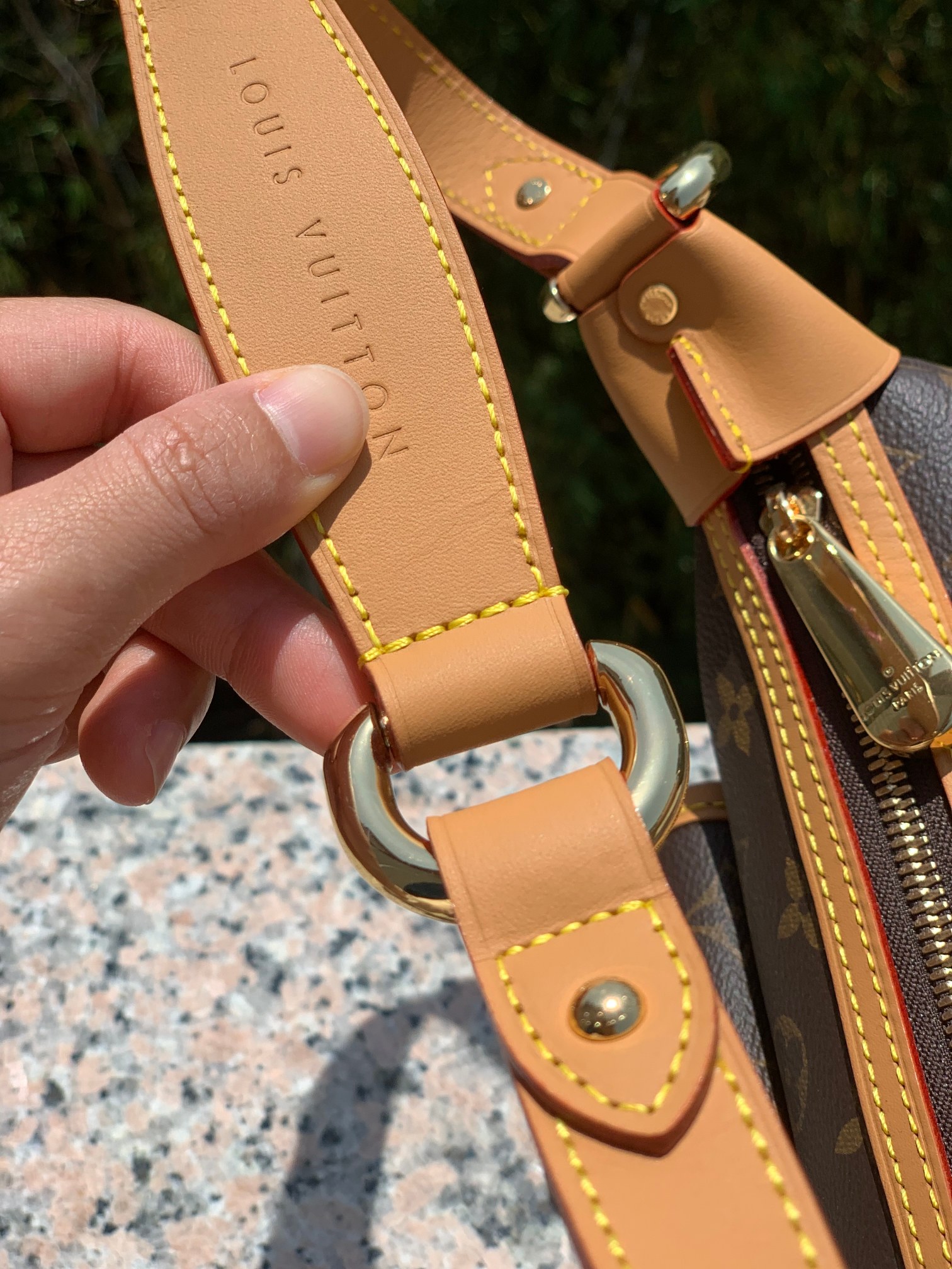 🌼m40077尺寸:28x20x12cm 贸易公司订单！绝版的Lv小金豆中号腋下包，不愧是中古人气王，太