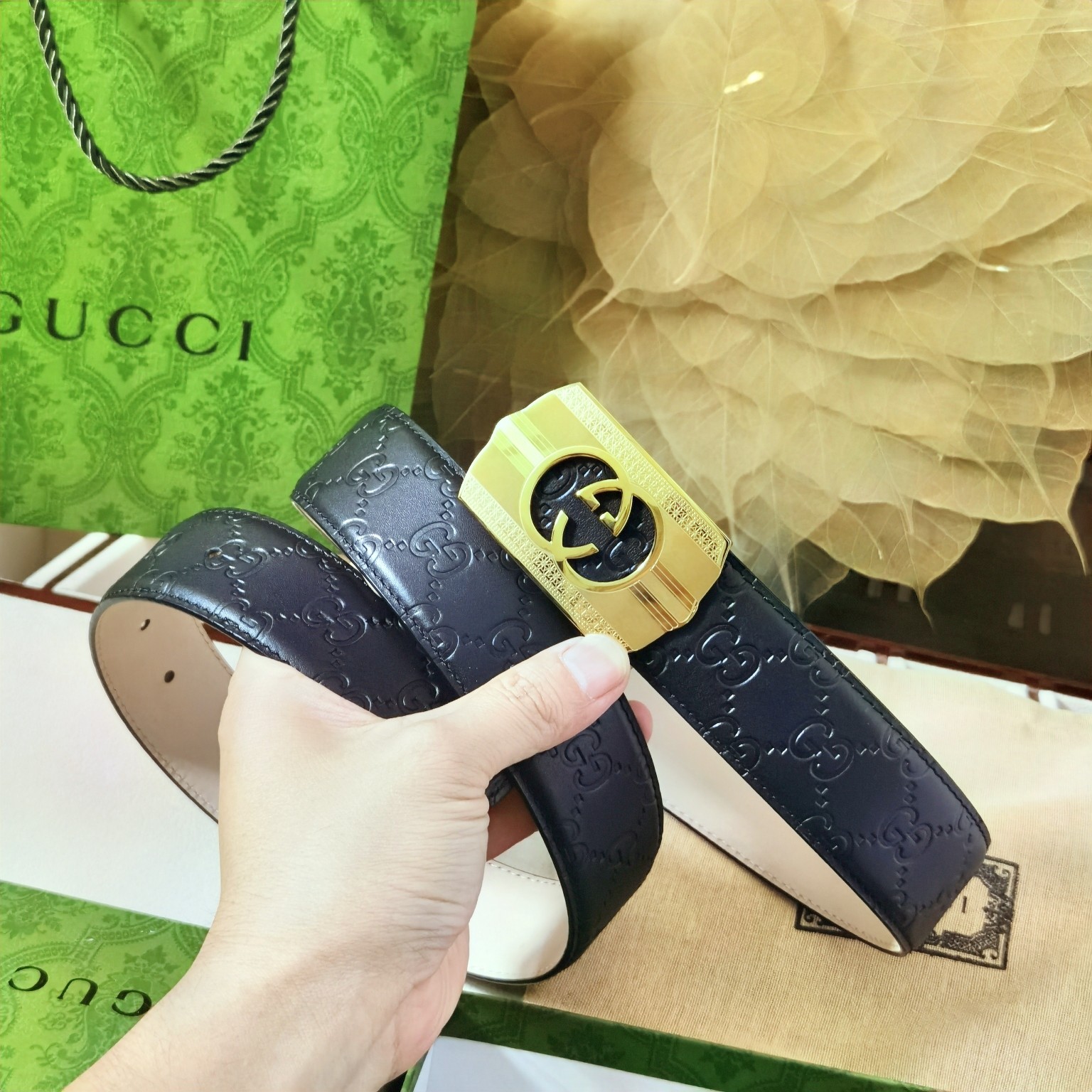 Gucci经典原单品质经典压花配树膏
