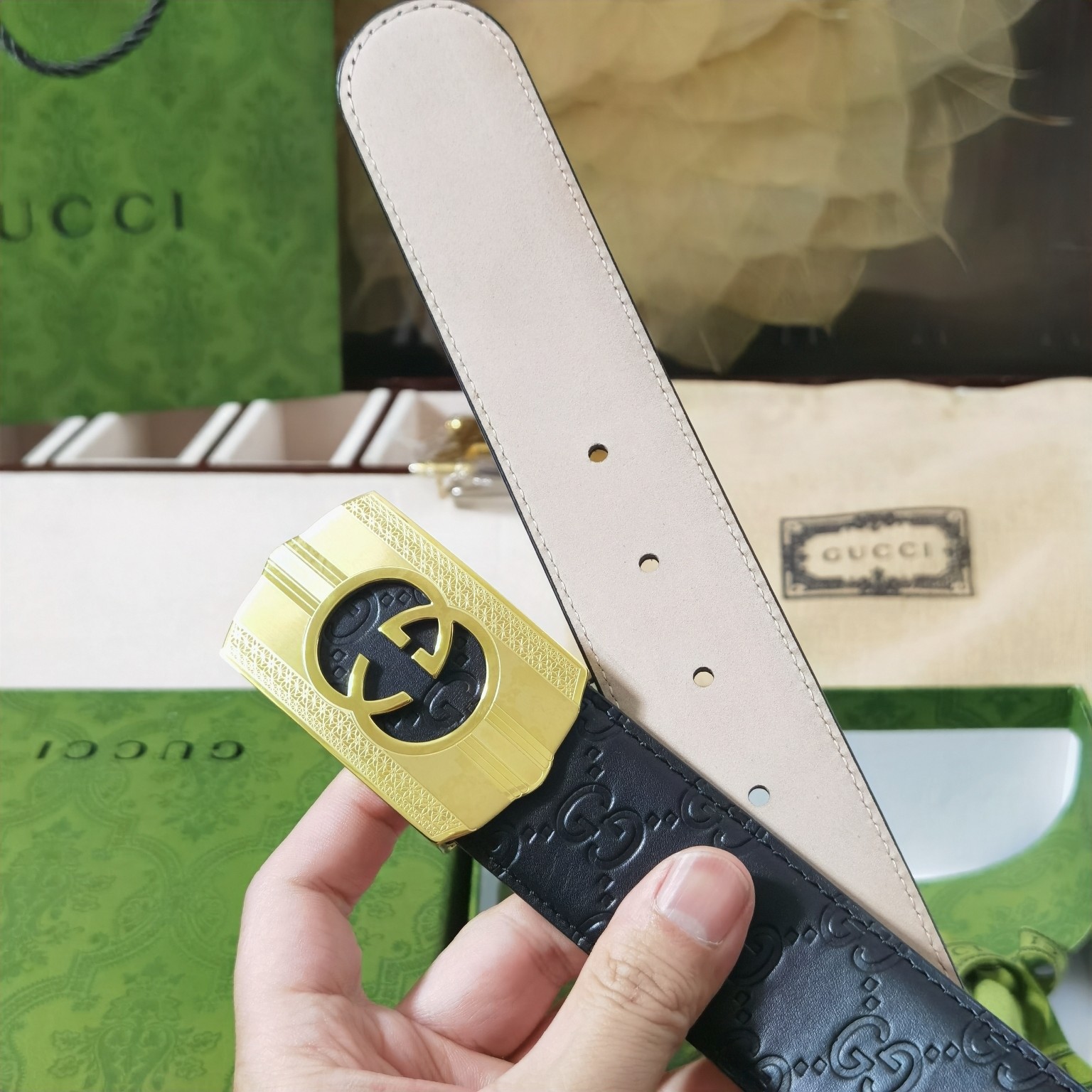 Gucci经典原单品质经典压花配树膏