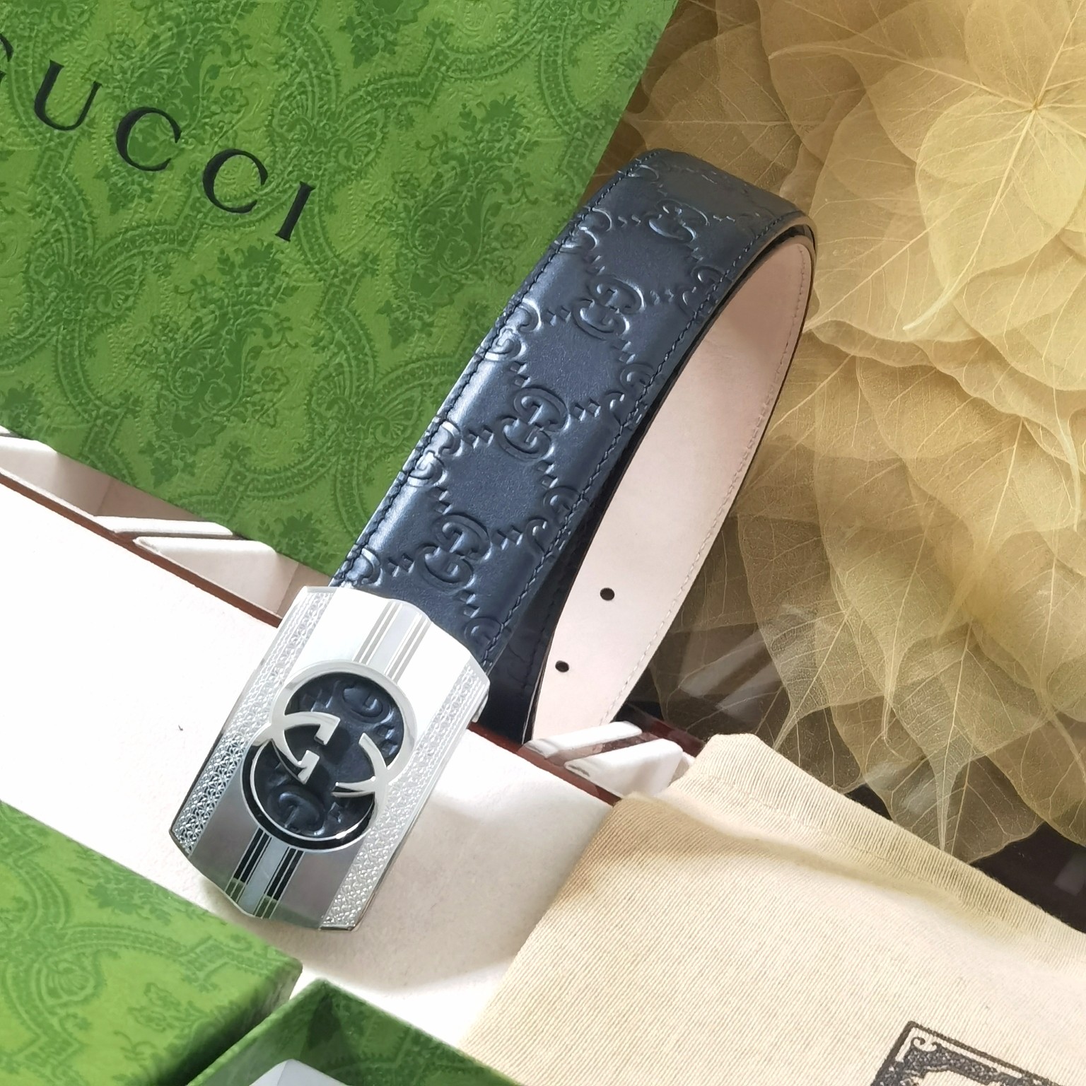 Gucci经典原单品质经典压花配树膏