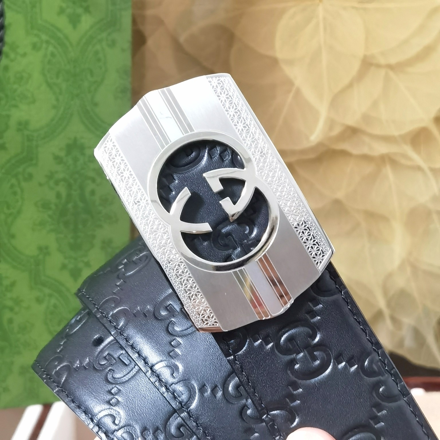 Gucci经典原单品质经典压花配树膏