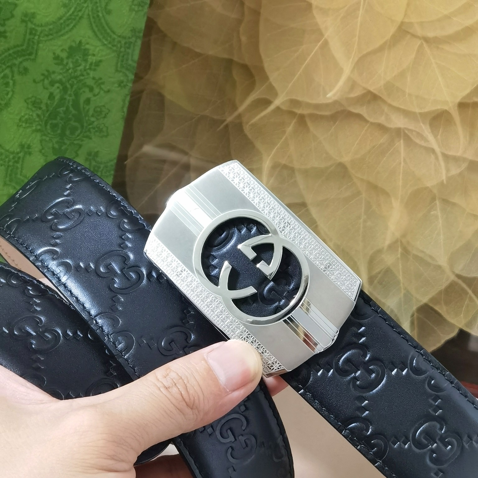 Gucci经典原单品质经典压花配树膏