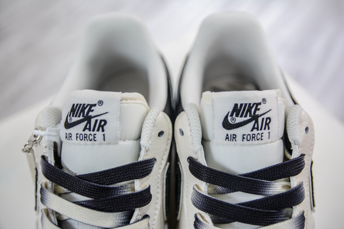 Air Force 1'07 Low Beige Black TS Small Hook Original Last Original Cardboard IO5636-333