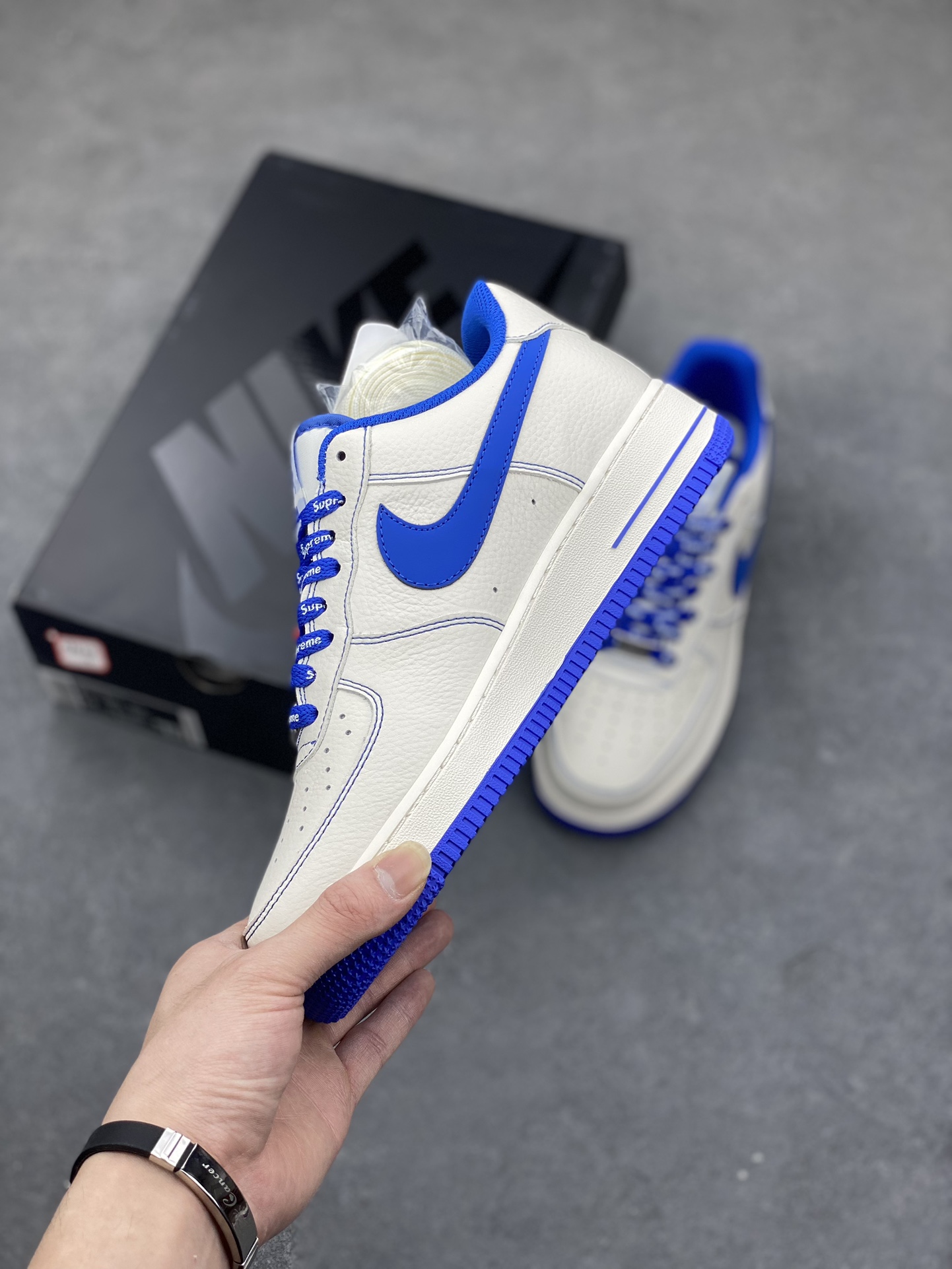 Nike Air Force 1 '07 Low Supreme Collab White/Blue Casual Sneakers 4 i1681928633 5945 2