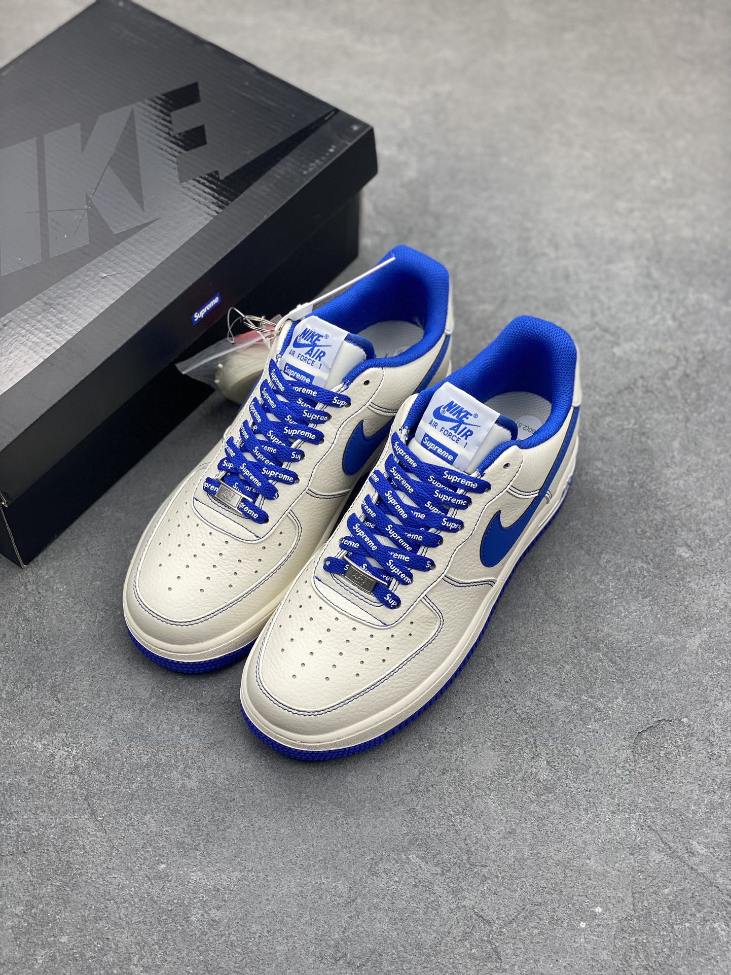 Nike Air Force 1 '07 Low Supreme Collab White/Blue Casual Sneakers 9 i1681928633 6102 7