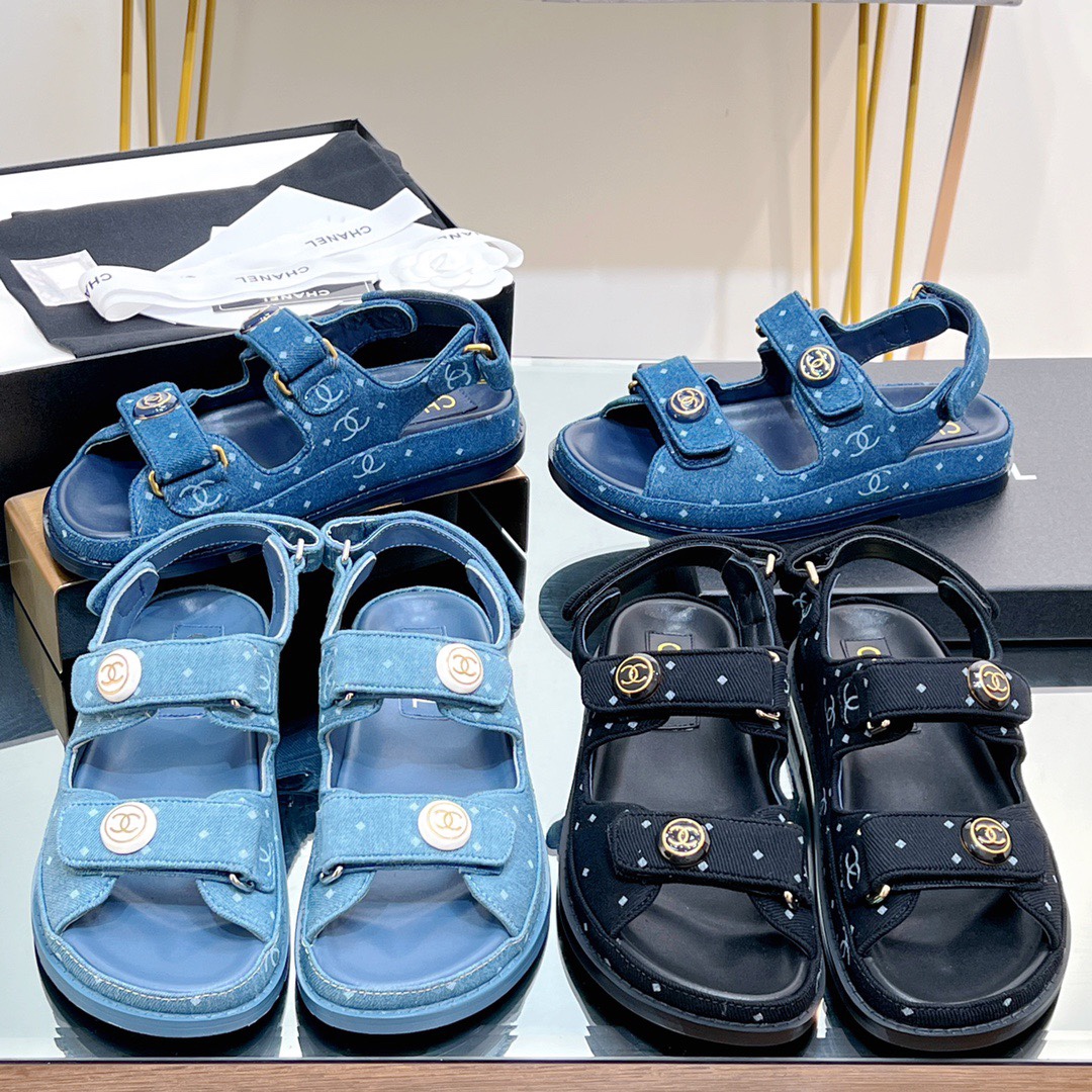 NO:386618,Classic beach sandals, classic series. (Long-term production) The entire series has complete colors, you can come to the picture to inquire and place an order [top version] Size 35~39 (34, 40-43 customization without return and exchange), slippers, sandals, slippers19860909经典沙滩凉拖鞋 经典系列.（长期做货） 全系列颜色齐全,可以来图询问下单【顶级版本】 尺码35～39（34、40-43定制不退换）,拖鞋凉鞋,sandals,slippers,Women's Shoes