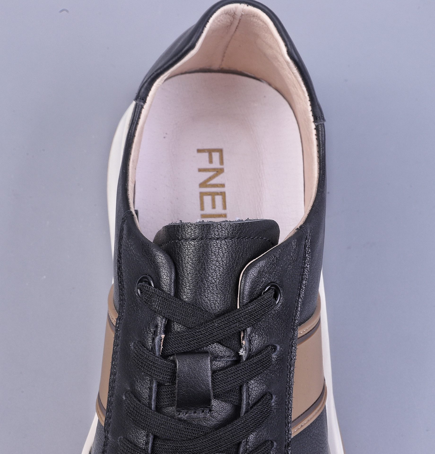 New arrival #Overseas version of FENDI high-end casual sports shoes series