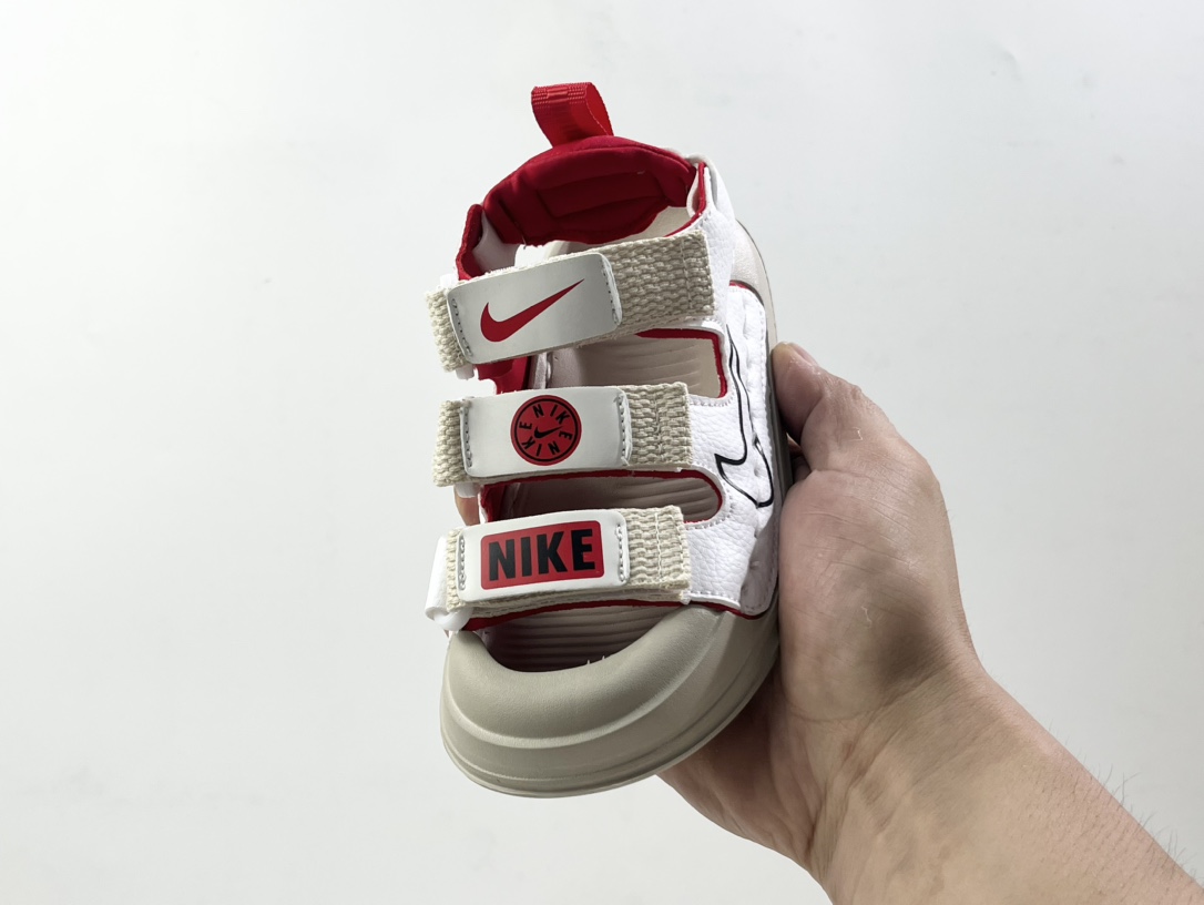 图片[3]-NK 包头三魔术贴儿童凉鞋 尺码：26-35码 露趾透气凉鞋，包头护趾设计，超级贴心💓 三魔术贴设计，方便调节松紧✔️ 简约大气LOGO，百搭时尚🆒 耐磨防滑EVA大底，超舒适☁️-选品中心