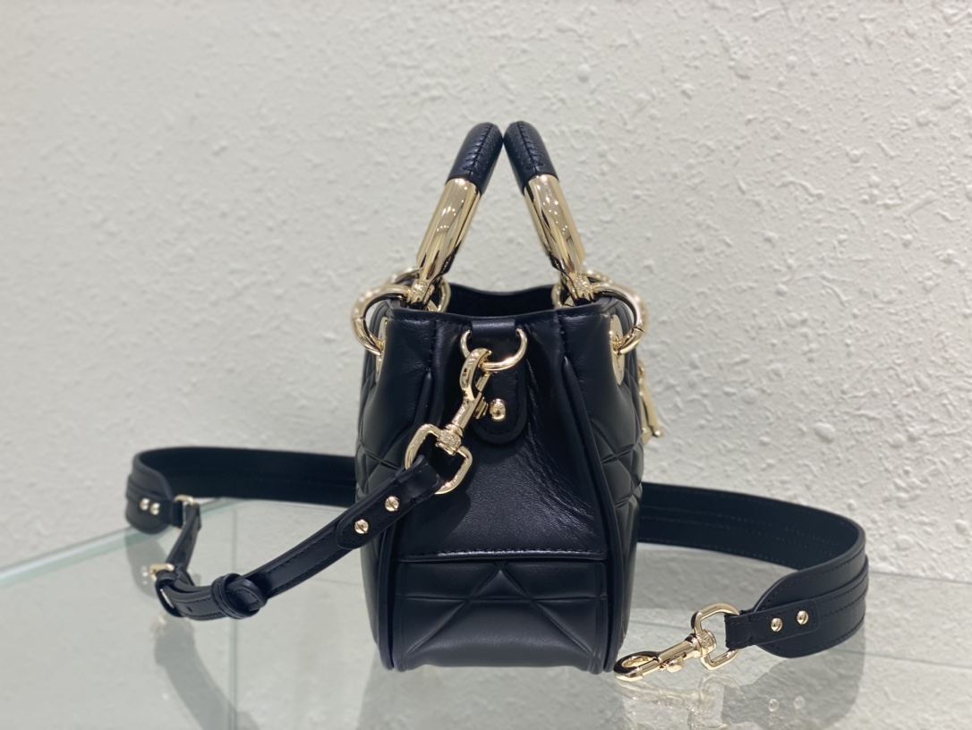 Dior Genuine inspection level