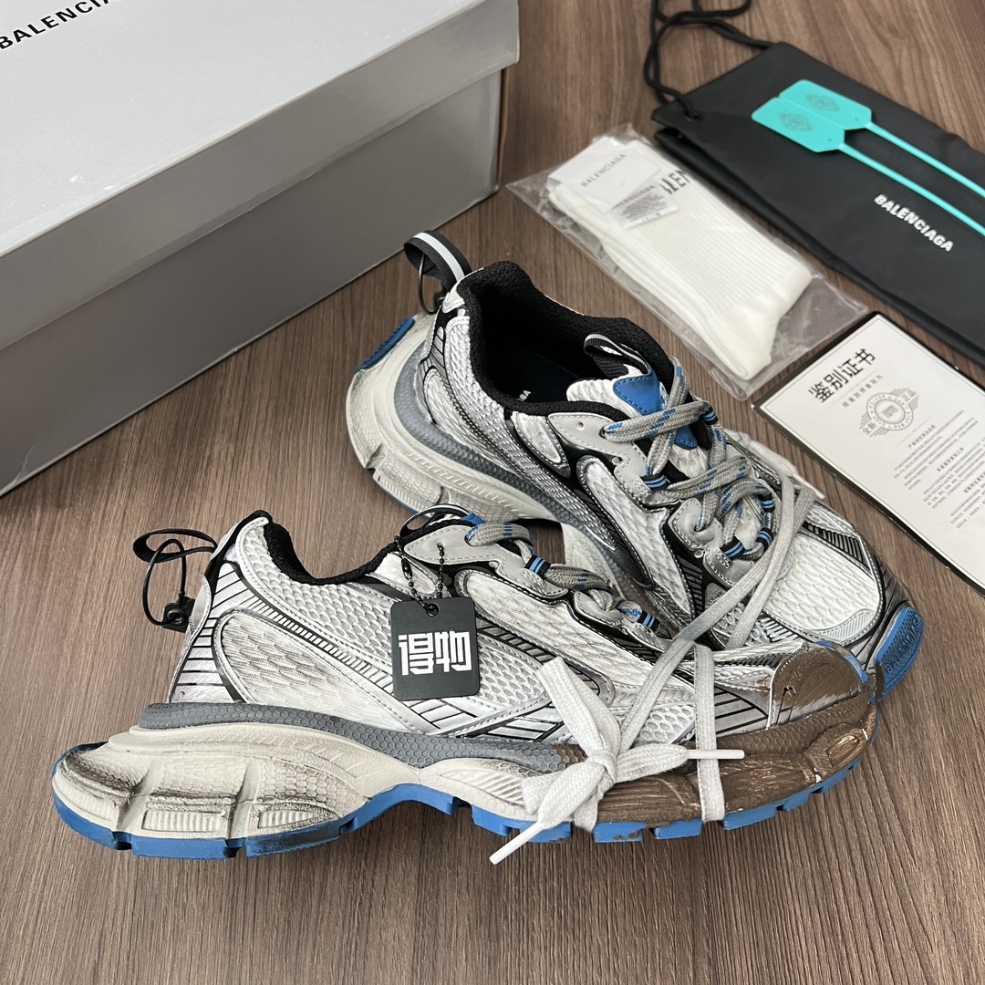 Balenciaga Balenciaga Phantom Sneaker 巴黎世家全新做旧十代银兰涂鸦潮流跑鞋 在延续 Track Trainer 户外轮廓和复杂鞋面结构的同时