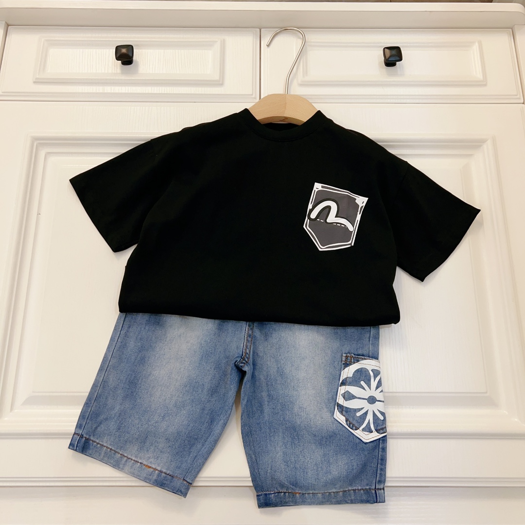 Stylish Evisu Shirt with Multiple Pockets and Short Sleeves: Fashionable and Functional Choice - 图片 3