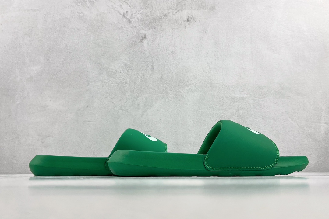 70 平台订单 Nike victori one 绿 DR2018-300