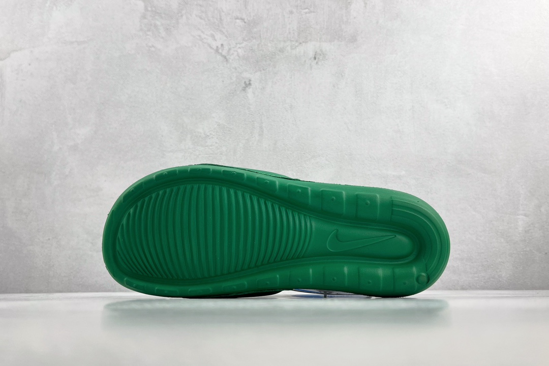 70 平台订单 Nike victori one 绿 DR2018-300