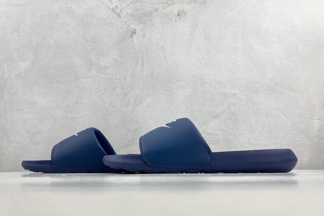 70 平台订单 Nike Victori One Slide 蓝白 CN7675-401