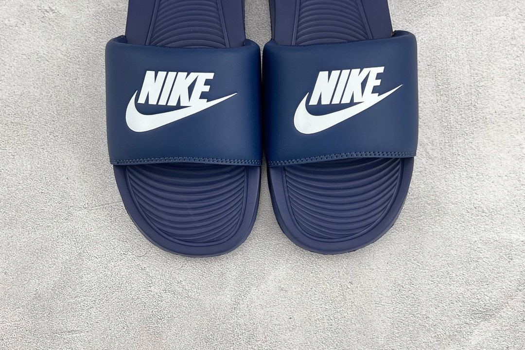 70 平台订单 Nike Victori One Slide 蓝白 CN7675-401