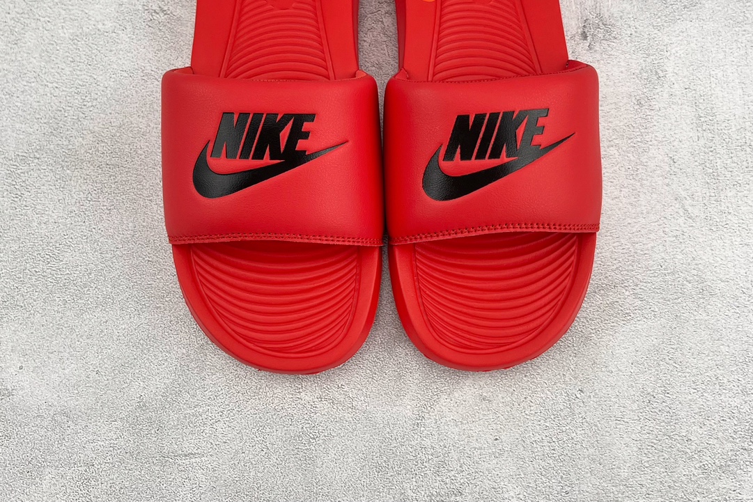 70 平台订单 Nike Victori One 红 CN9675-600