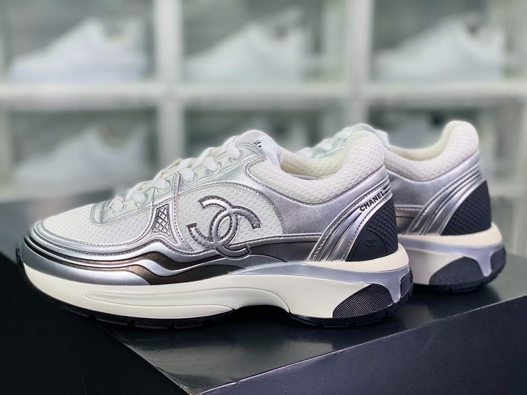 Chanel 2023 Cruise Logo Casual Low Series Cruise Lightweight Retro Jogging Shoes ”Silver White Black” G39792 Y56368 K5451