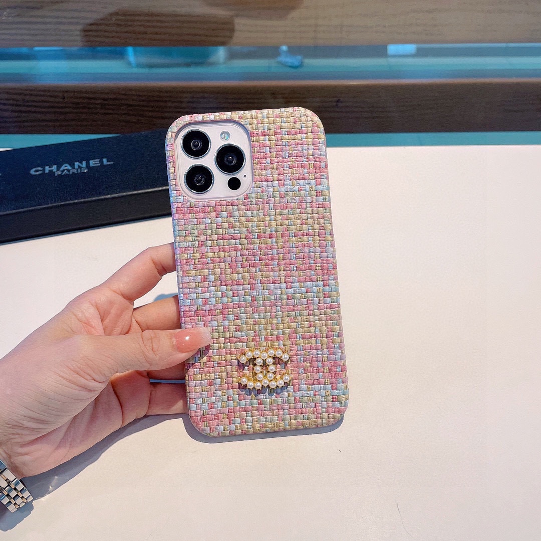 Customize The Best Replica
 Chanel Phone Case Weave Fashion