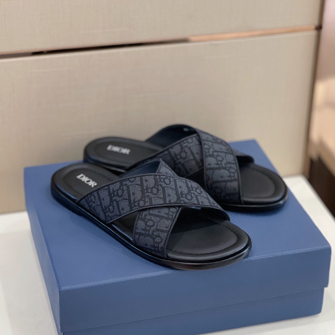 [DIOR Dior] Top Edition 190Talla39-44 45 Personalizada) La sandalia Alias es una novedad para el ver