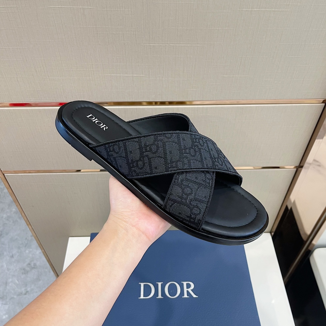[DIOR Dior] Top Edition 190Talla39-44 45 Personalizada) La sandalia Alias es una novedad para el ver