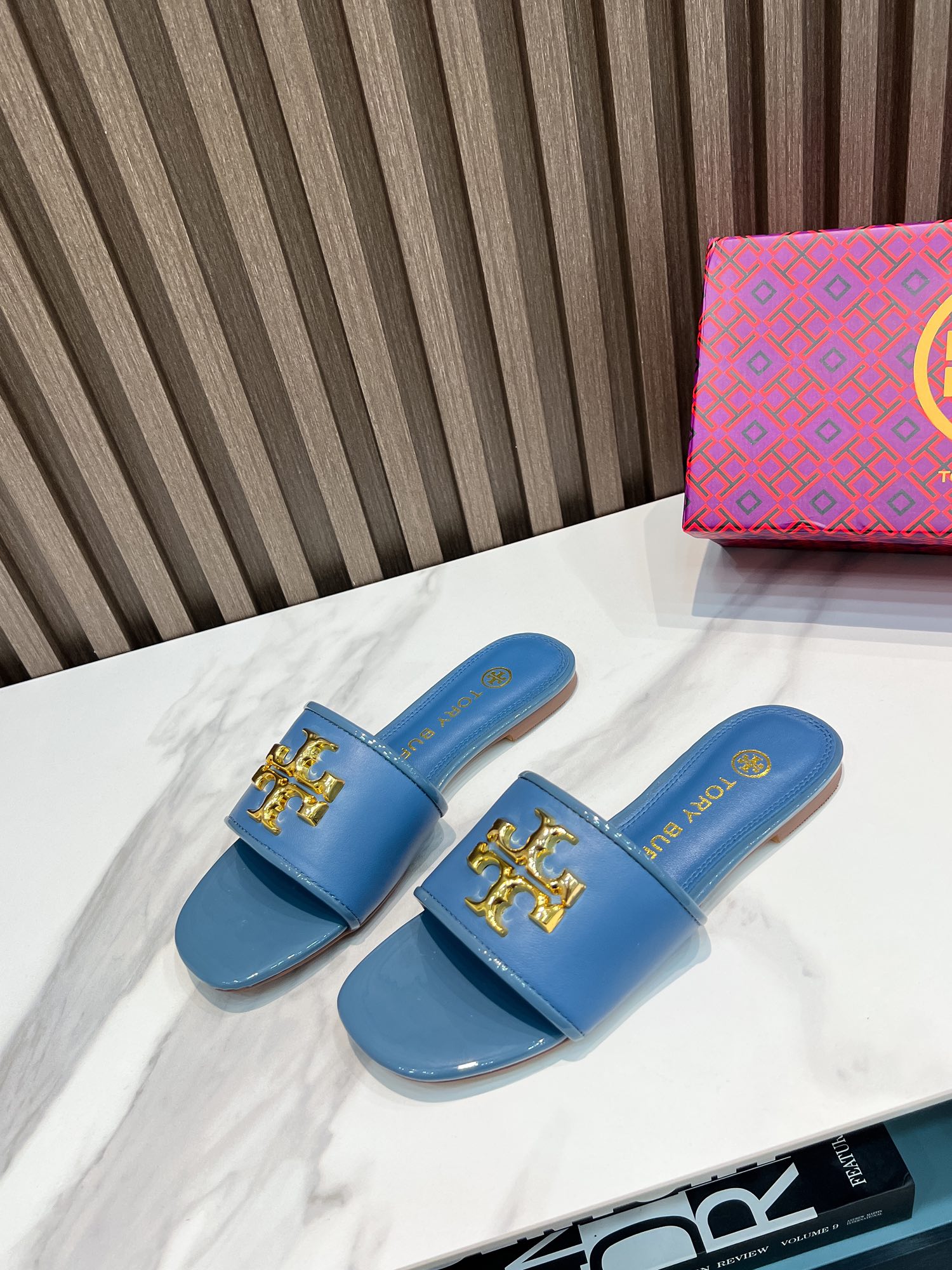 Tory Burch Flat-Floor Slippers: Premium Comfort in Cattle and Sheep Skin, Ideal for Foreign Trade Orders - 图片 5