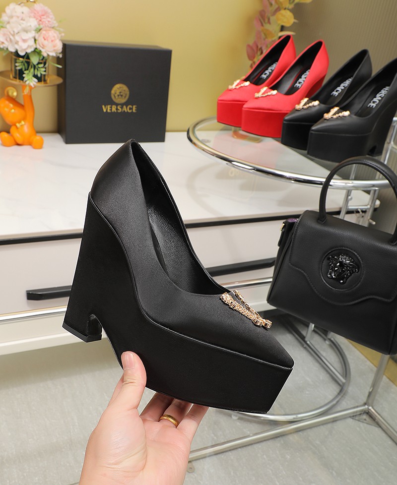 Suela de cuero: P370m. Yardage: 34-42 Versace nuevos super tacones altos, el tablero original uno a 