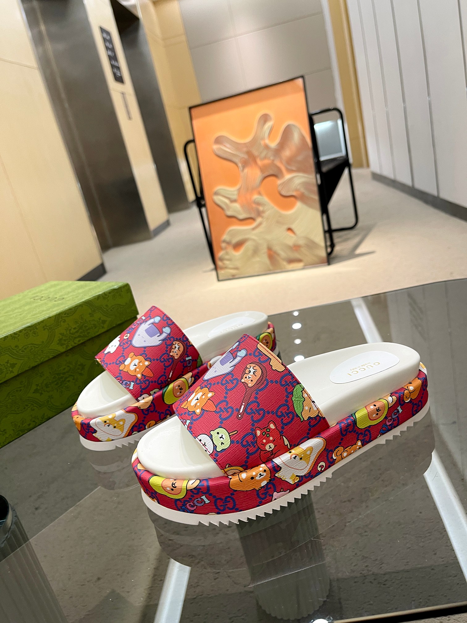 Gucci Limited Edition Platform Slides with Cartoon Character Print 7 a1682061828479 5127