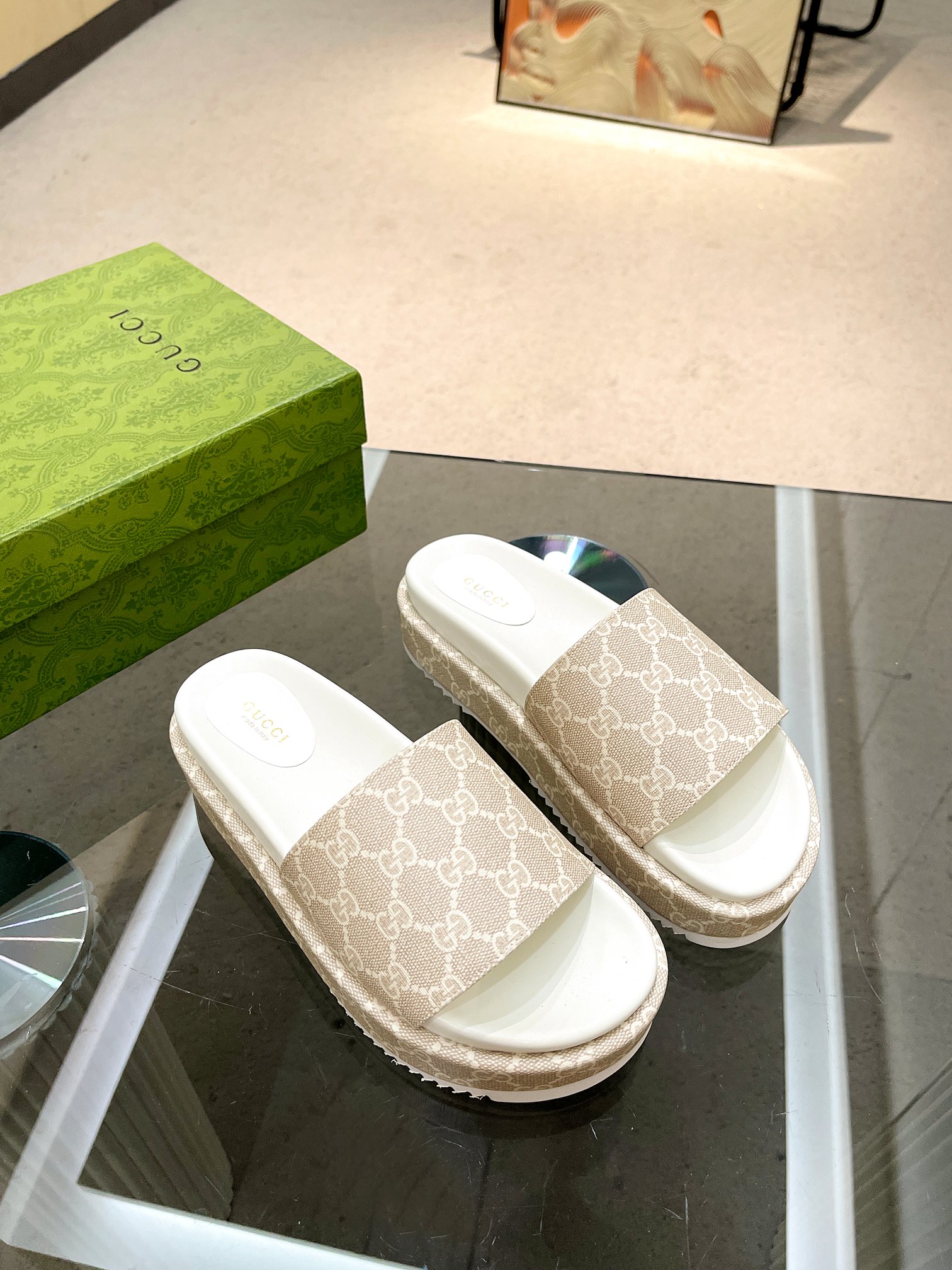 Gucci Limited Edition Platform Slides with Signature Print - Comfortable & Stylish 1 Gucci Limited Edition Platform Slides with Signature Print - Comfortable & Stylish