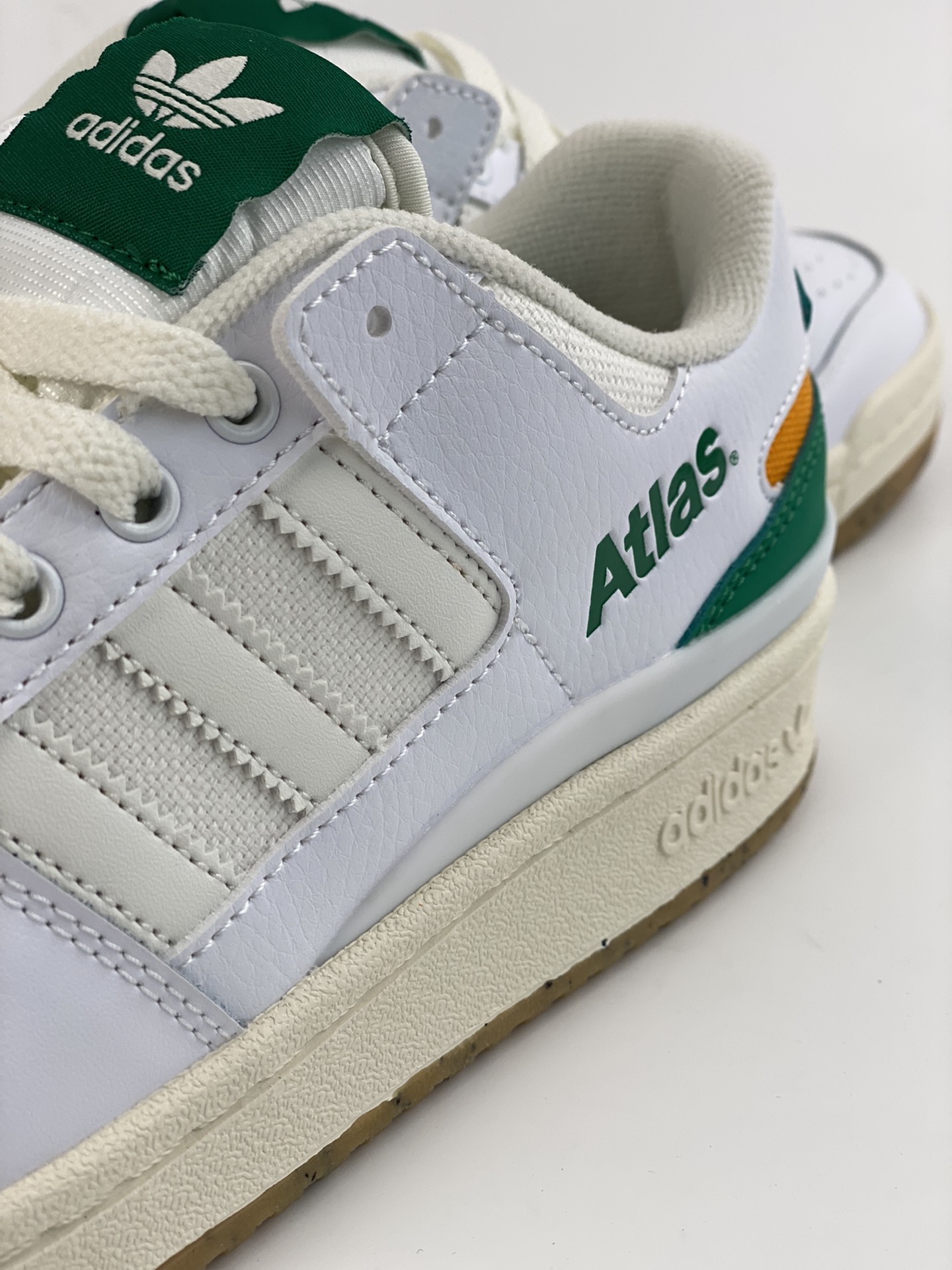 Overseas channel version of the original box original bid Atlas x adidas forum