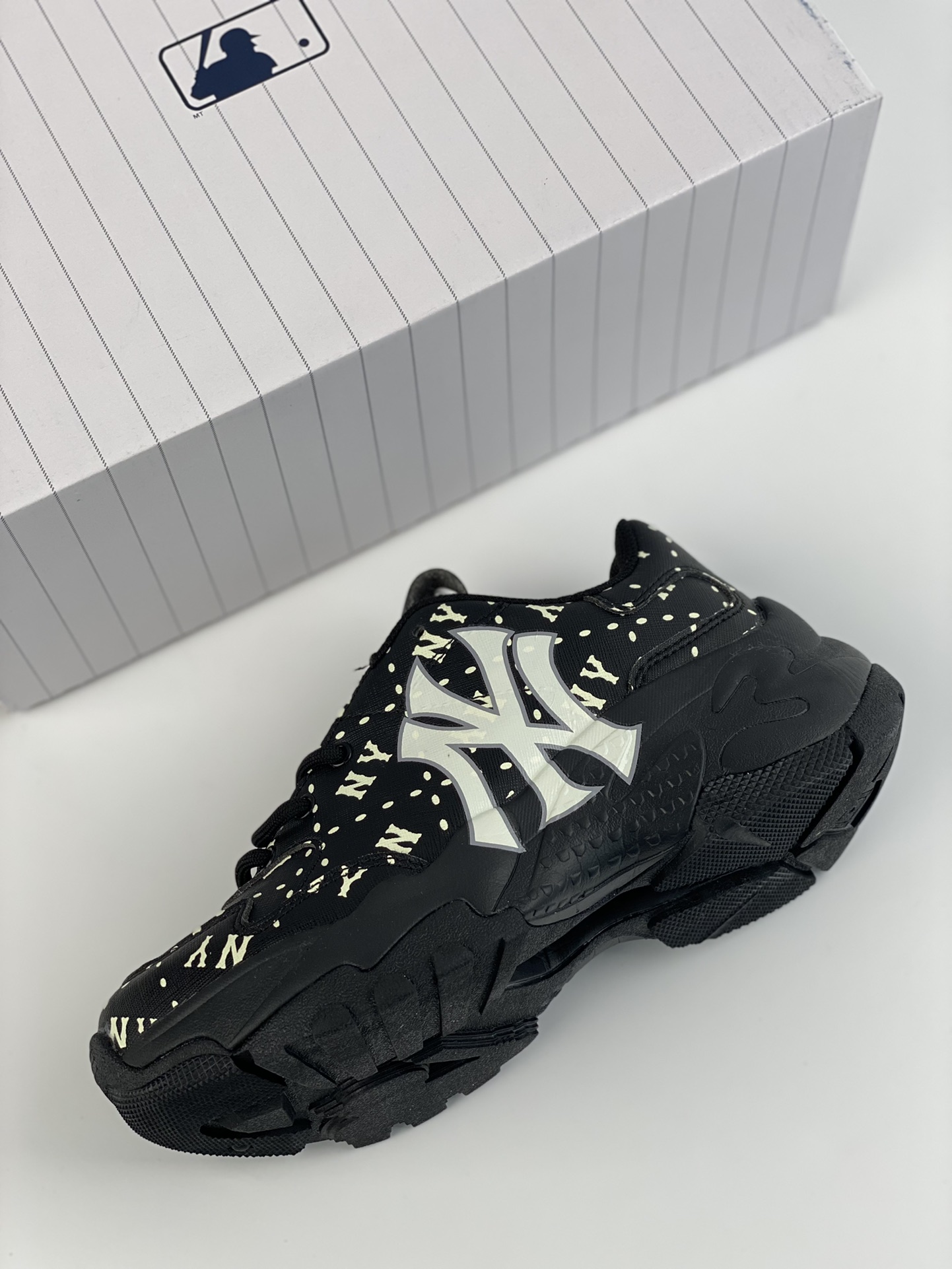 MLB Chunky Liner Senior Shoes Series NY Printing New York Yankee Team to increase thick -bottom versatile casual shoes 3ASHMS13N